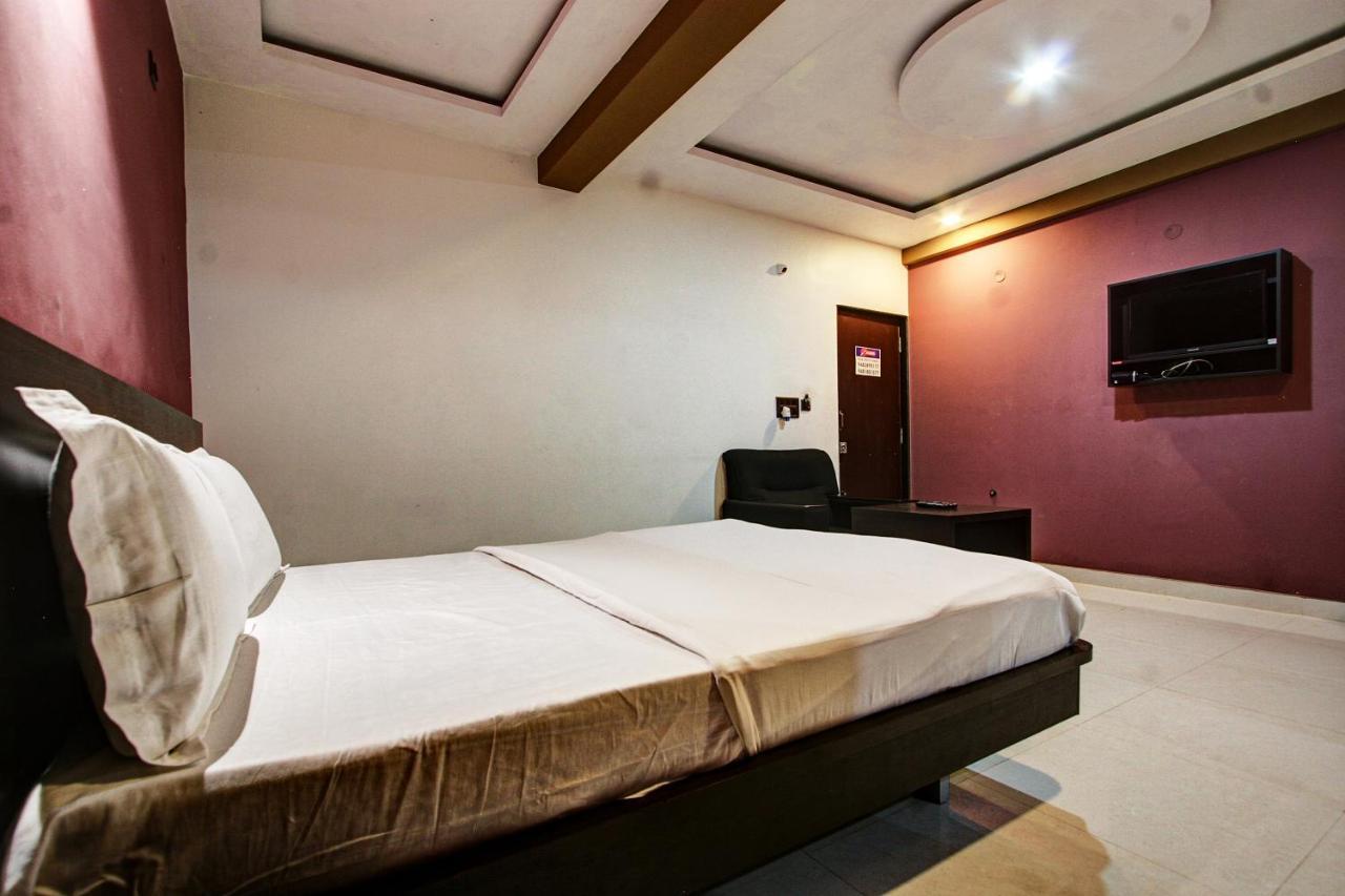 Spot On 37197 Mallya Residency Hotell Someshwar Eksteriør bilde