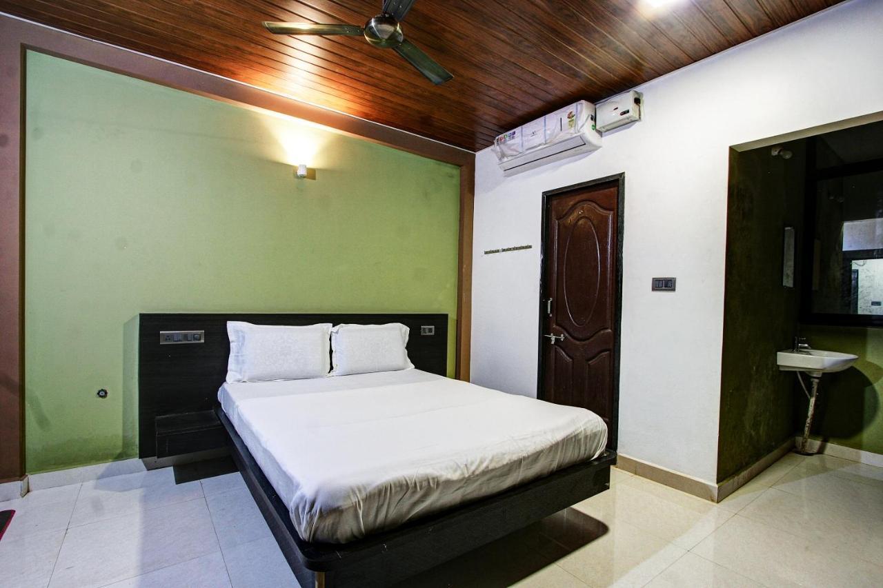 Spot On 37197 Mallya Residency Hotell Someshwar Eksteriør bilde