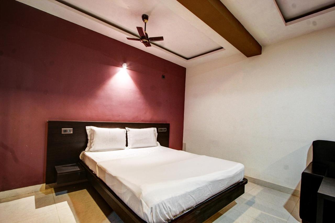 Spot On 37197 Mallya Residency Hotell Someshwar Eksteriør bilde