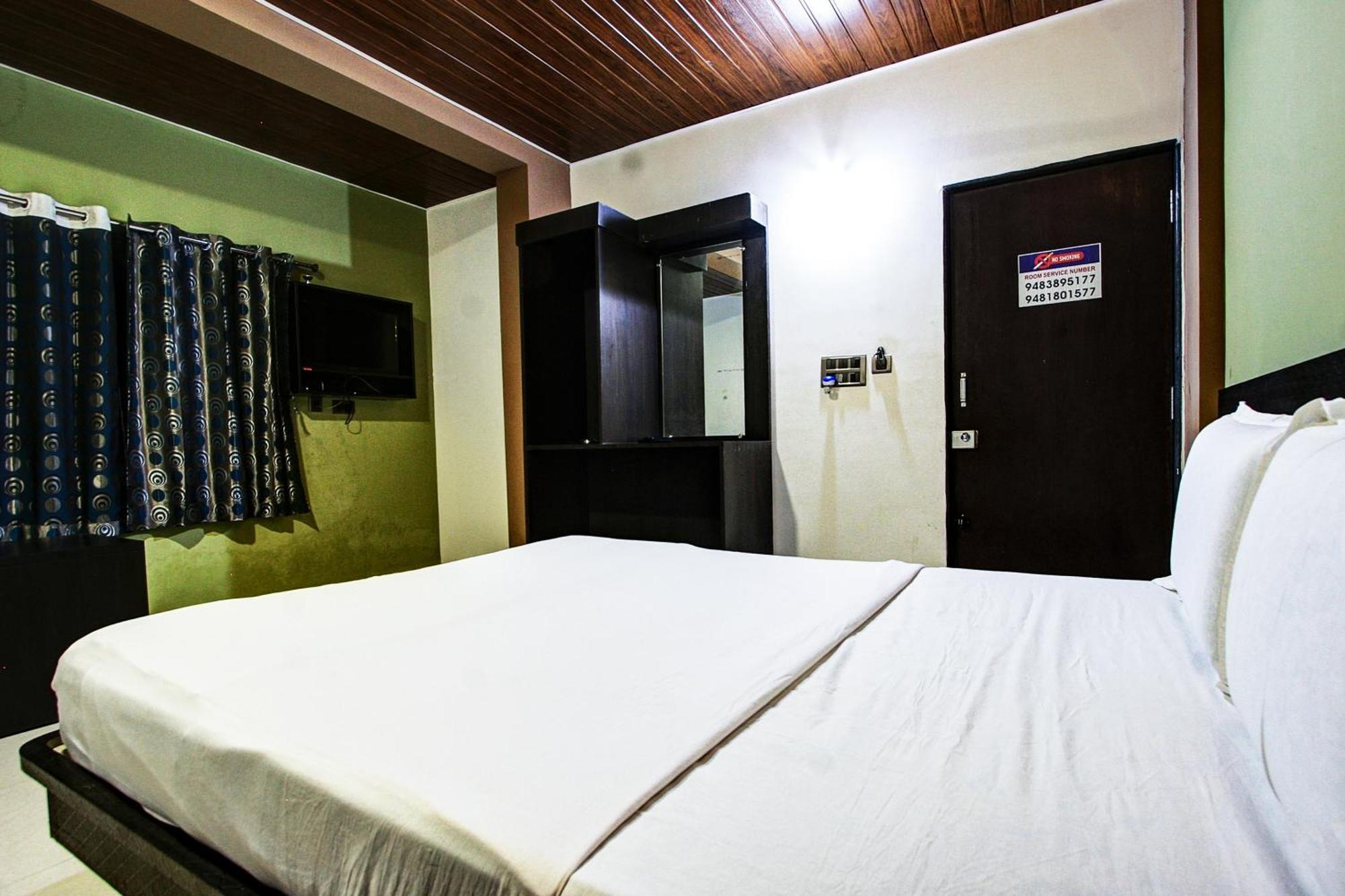 Spot On 37197 Mallya Residency Hotell Someshwar Eksteriør bilde