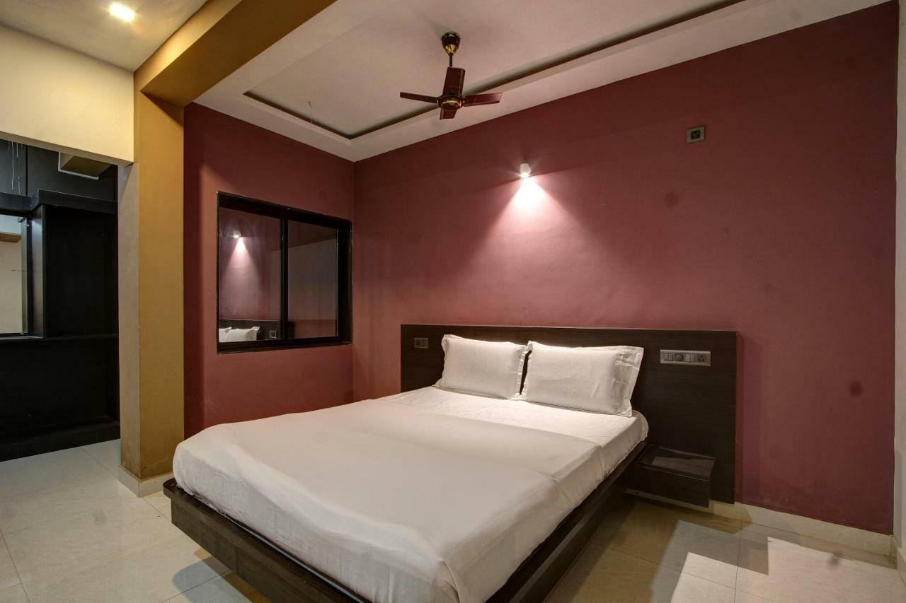 Spot On 37197 Mallya Residency Hotell Someshwar Eksteriør bilde